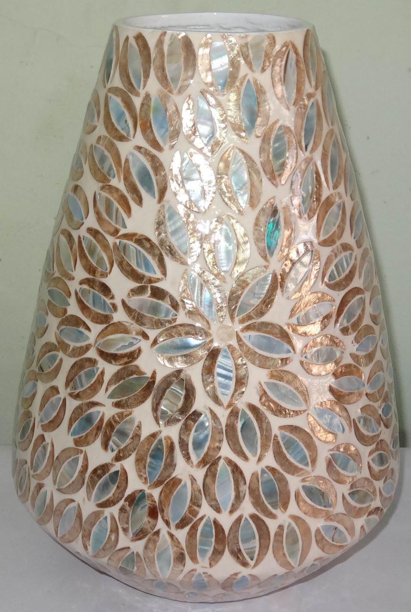 Mother of pearl Vase